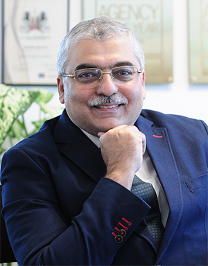  Ashish Bhasin<br>APAC CEO & India Chairman dentsu 