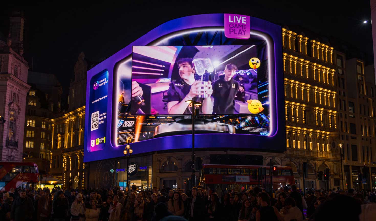 Samsung Gaming Hub has turned the Piccadilly Lights into an interactive 3D livestream 