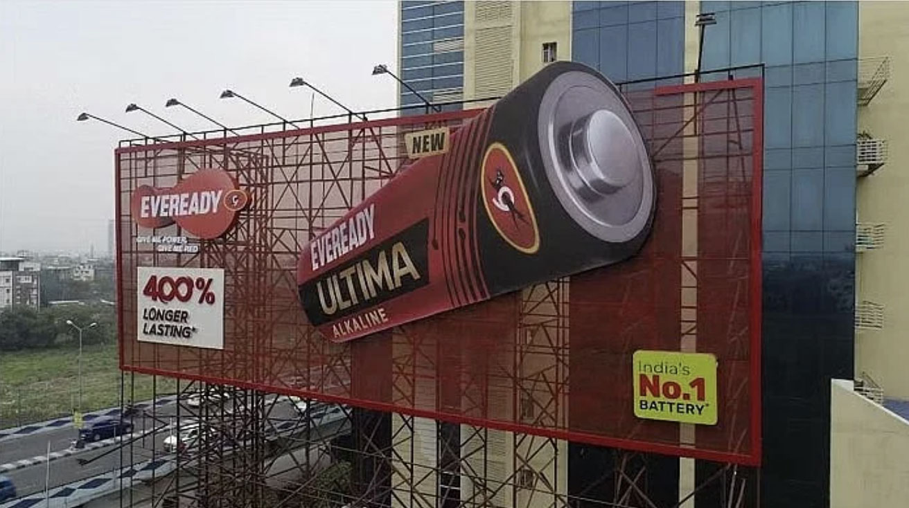 Eveready ultima OOH campaign at Kolkata's Maa Flyover 