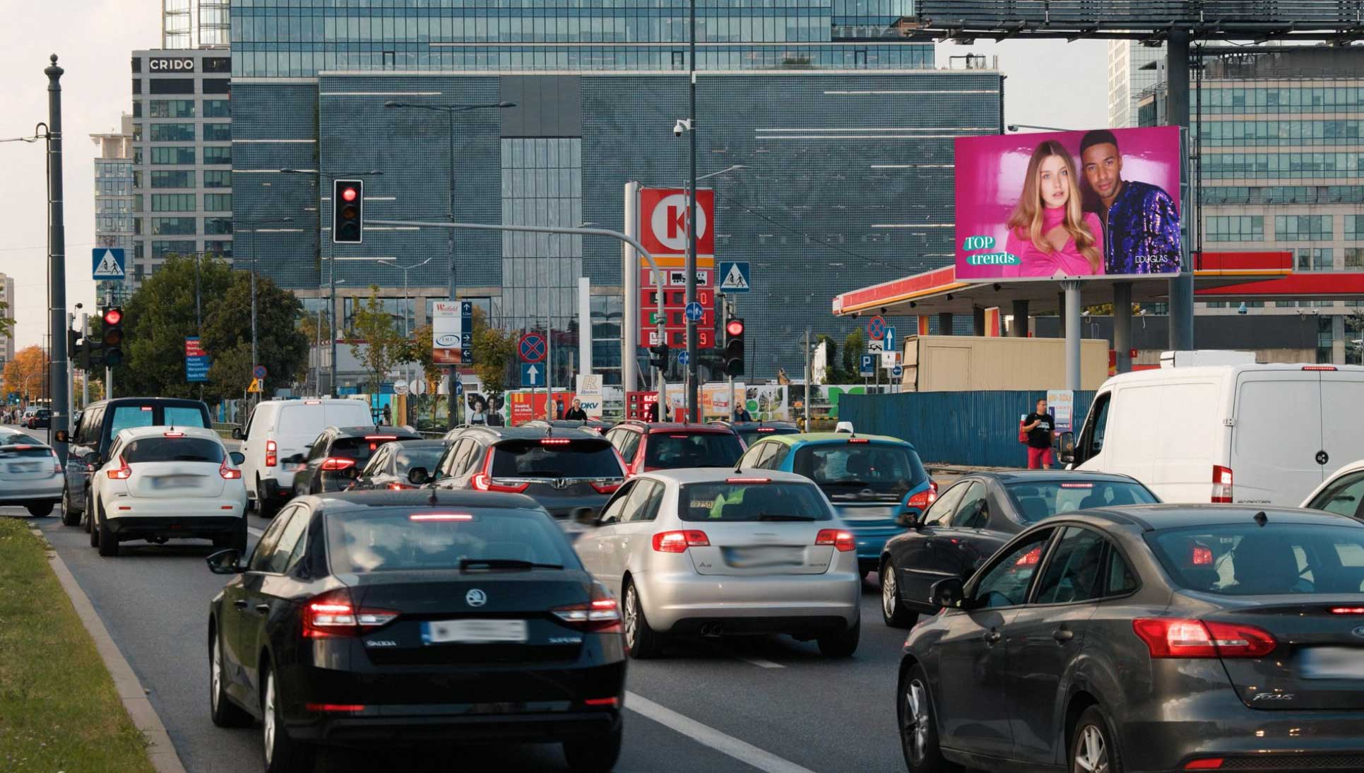 Polish DOOH major Screen Network integrates screens with Broadsign SSP