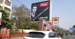 Flair flaunts Carbonix pen