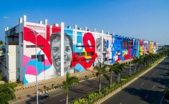 Mega mural at Chennai station spread AIDS awareness