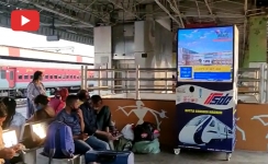 Global Advertising wins rights for DOOH screens at 5 rly stations