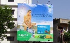 Connect OOH rolls out multi-city Medimix campaign