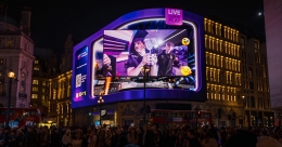 Samsung livestreams interactive Rocket League challenge in epic DeepScreen® Alive gameplay