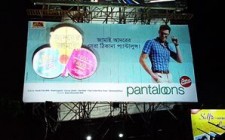 Pantaloons goes outdoor to celebrate