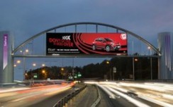 JCDecaux Launches The Salford Arch and its New Nationwide Network -  The Gateways