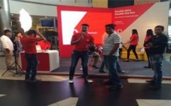 Vodafone Doubles Campaign creates a buzz at GIP, Noida