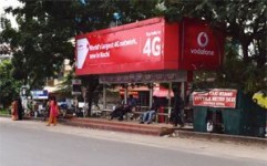 Kinetic paints Kochi red with Vodafone campaign