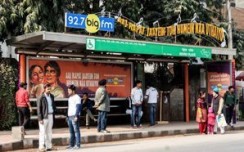 Big FM goes live at JCDecaux bus shelters in Delhi with romantic hits