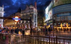 Piccadilly Circus billboards go dark for 1st time in many years