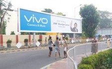 Vivo dominates high visibility areas of Patna airport