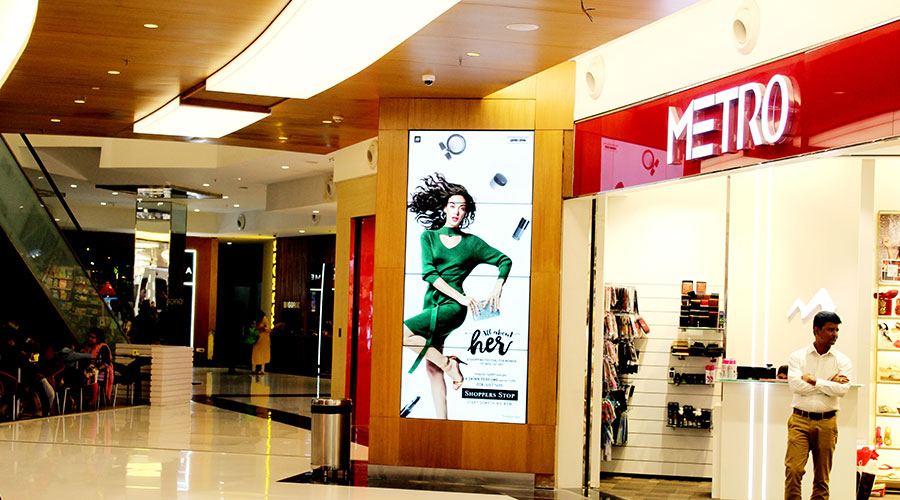 Façade Advertising