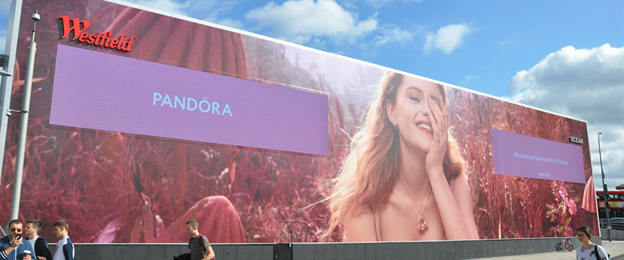 Pandora dazzles