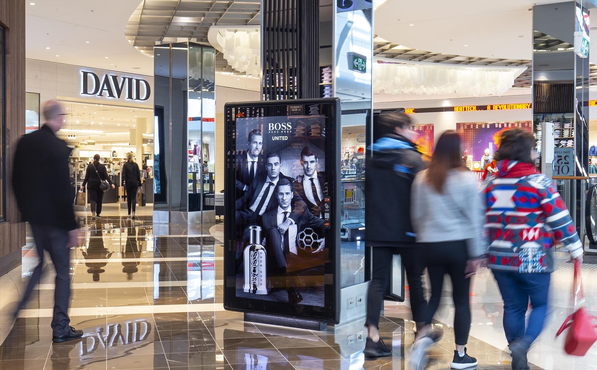 Hivestack X Vista Media: Hugo Boss DOOH Campaign