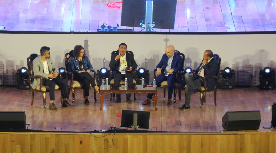 Moderated by Rajiv Raghunath, Managing Editor - Media4Growth and Outdoor Asia, the panel discussion had  Ruchika Gupta, Marketing Director – India, Beam Suntory; Apurva Sircar, Senior Vice President & Head – Marketing, Bandhan Bank;  Amit Sinha, GM – Marketing,  PNB MetLife India Insurance; and Arkaprava Ray, Head - Marketing Strategy, Brand Partnerships & Events, HSBC India; 