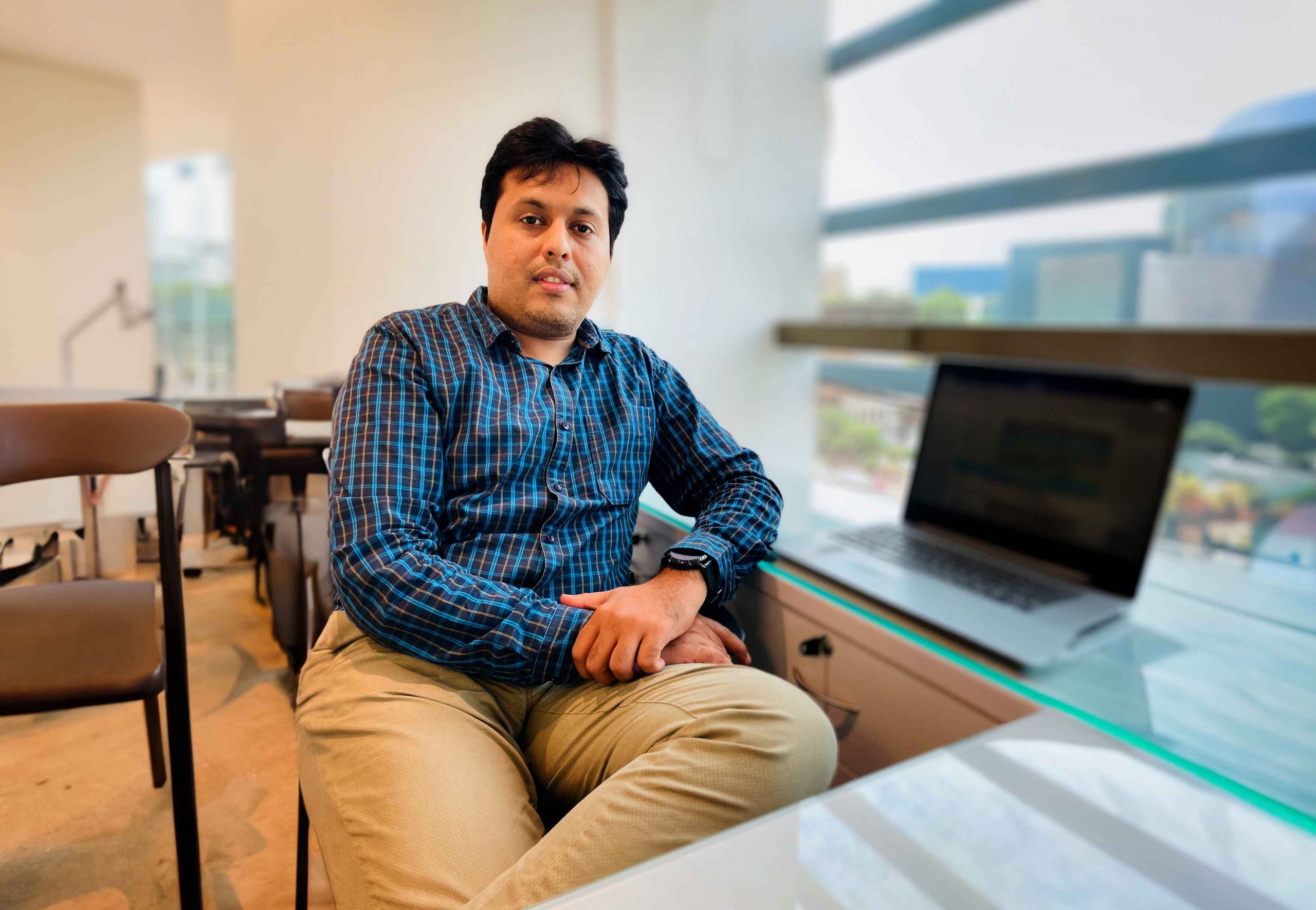 Amit-Kanani,-Sales-Head